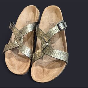 Birkenstock Sz 37 Sylt Gold Croc Sandal